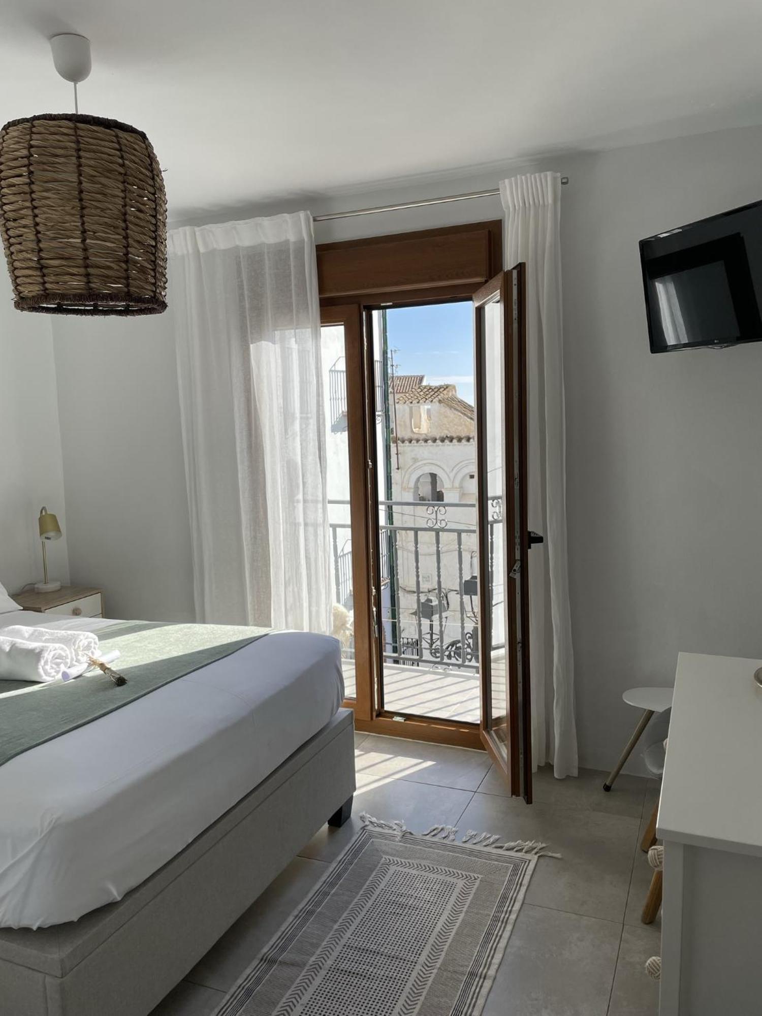 Olive & Ivy Guesthouse Канильяс-де-Асеитуно Экстерьер фото